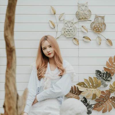 Aintoaon Nantawong   Pretty little Brunette girl smiling - 20