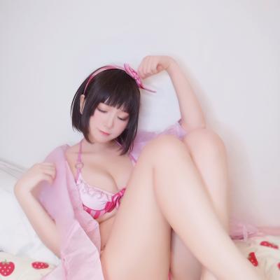 Megumi Kato - 加藤恵水着 13