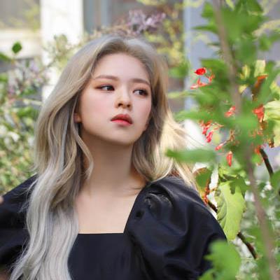 TWICE - 9th Mini Album “MORE &amp; MORE” Jacket Shooting 13