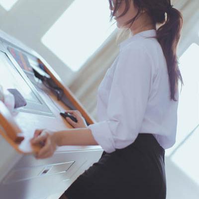 Kurokawa｜ Hắc Xuyên - Cô gái của năm 82