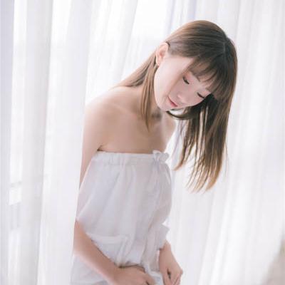 Cô Gái Quyến Rũ Trong Khăn Tắm - 纯白浴巾 36