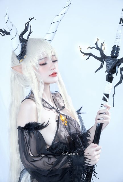 Azami - Arknights - Shining (Silent Night Dn02) – photo 10