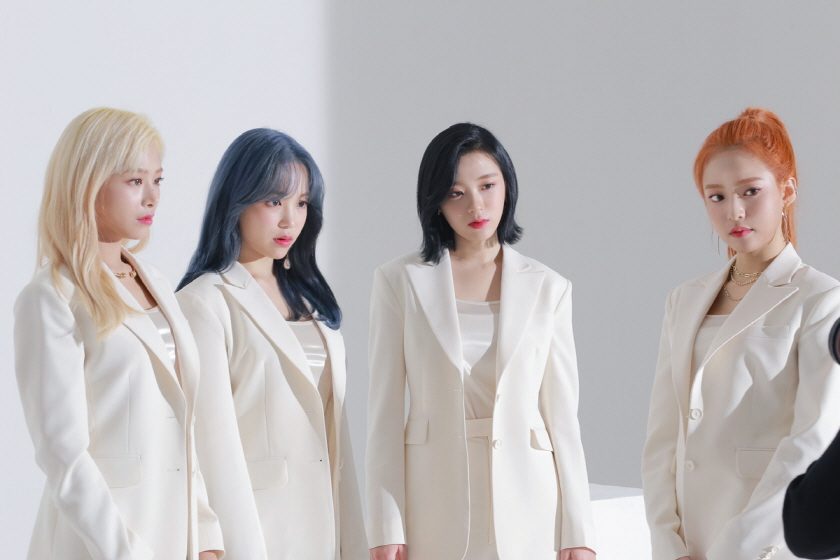 APRIL - 7th Mini Album “Da Capo” – photo 22