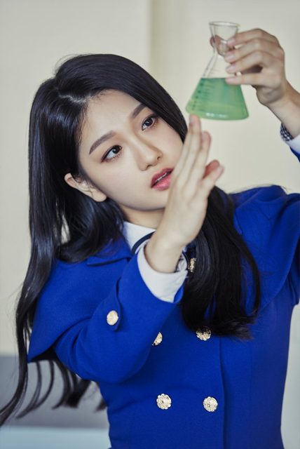 Fromis 9 - 1st Mini Album [To. Heart] – photo 5