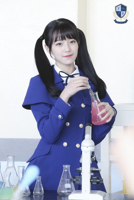 Fromis 9 - 1st Mini Album [To. Heart] Behind – photo 5