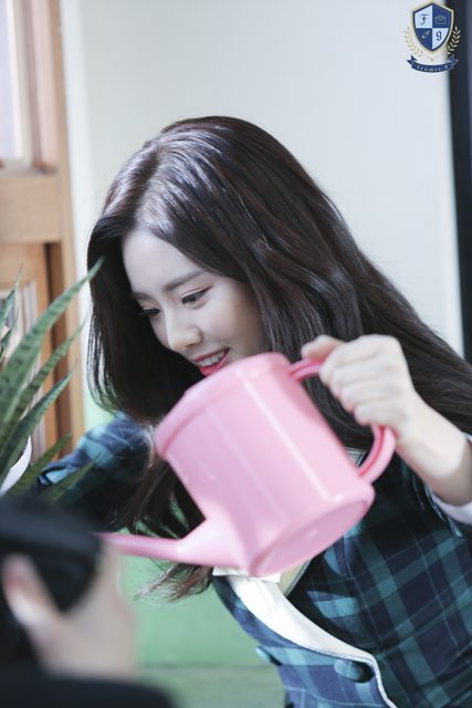 Fromis 9 - 1st Mini Album [To. Heart] Behind – photo 23