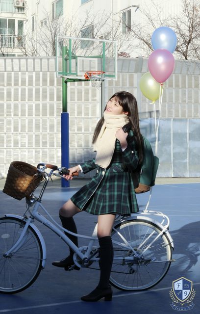 Fromis 9 - 1st Mini Album [To. Heart] Behind – photo 27
