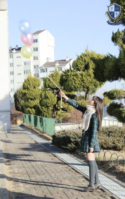 Fromis 9 - 1st Mini Album [To. Heart] Behind – photo 29