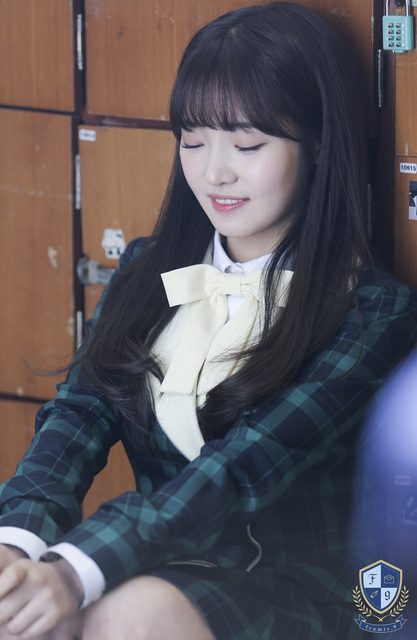 Fromis 9 - 1st Mini Album [To. Heart] Behind – photo 55