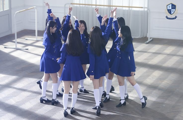 Fromis 9 - 1st Mini Album [To. Heart] Behind – photo 57