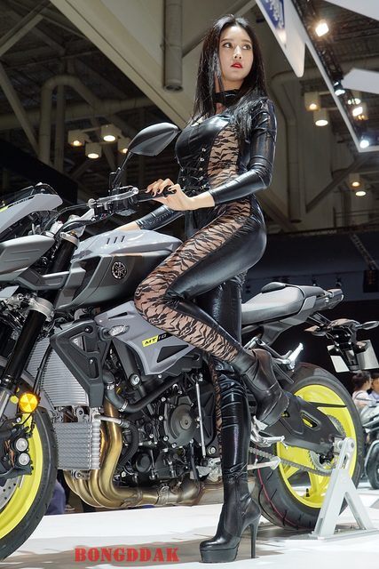 Han Yu Ri｜한유리 - Busan International Motor Show – photo 22