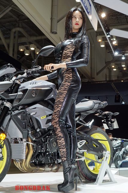 Han Yu Ri｜한유리 - Busan International Motor Show – photo 24