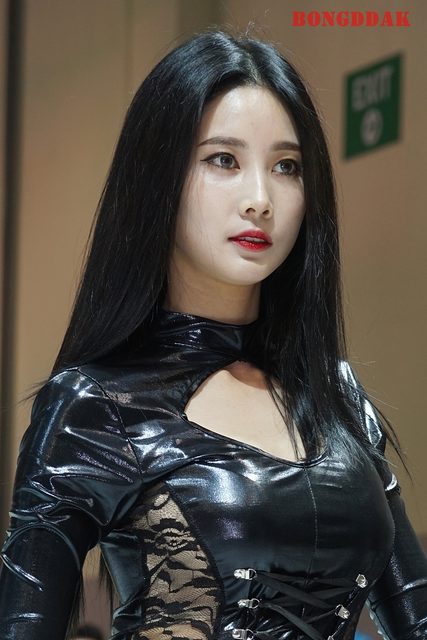 Han Yu Ri｜한유리 - Busan International Motor Show – photo 29