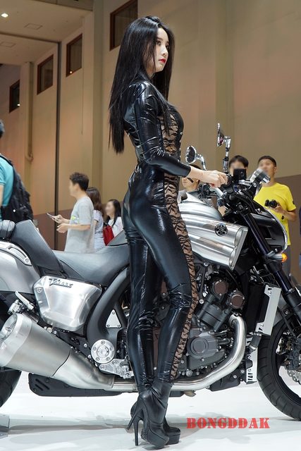 Han Yu Ri｜한유리 - Busan International Motor Show – photo 32