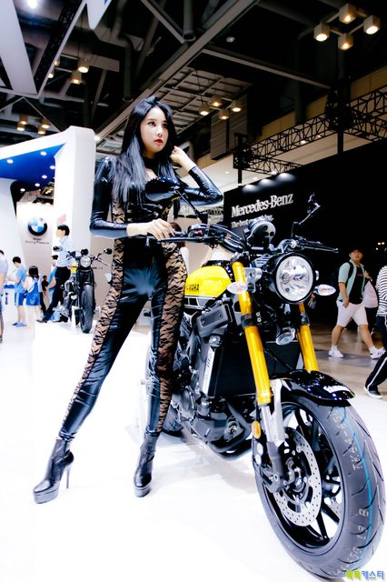 Han Yu Ri｜한유리 - Busan International Motor Show – photo 37