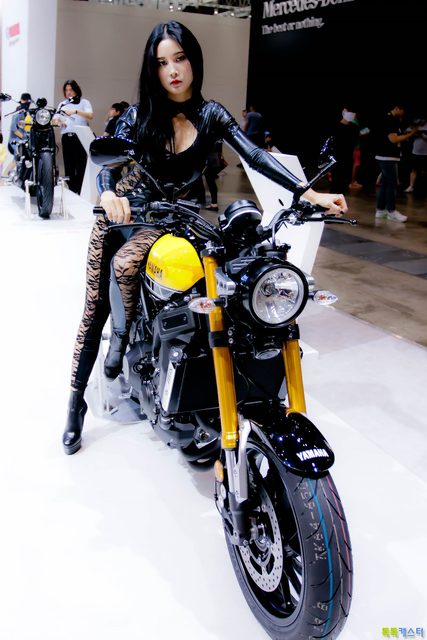 Han Yu Ri｜한유리 - Busan International Motor Show – photo 39