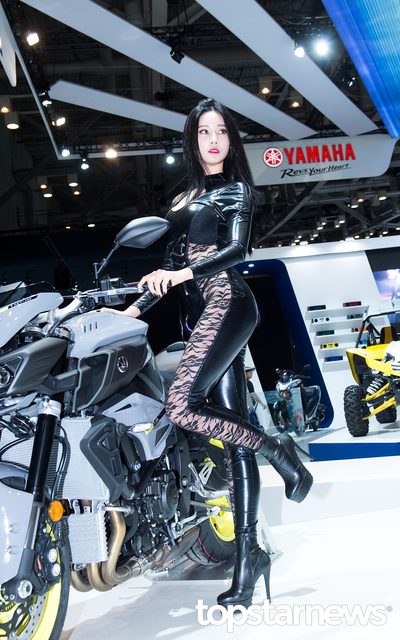 Han Yu Ri｜한유리 - Busan International Motor Show – photo 46