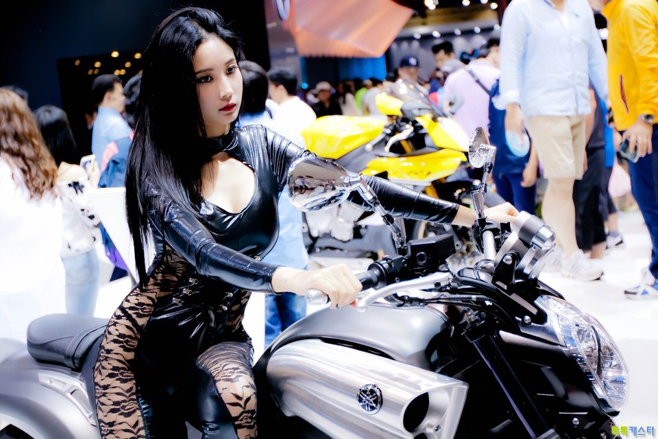 Han Yu Ri｜한유리 - Busan International Motor Show – photo 54