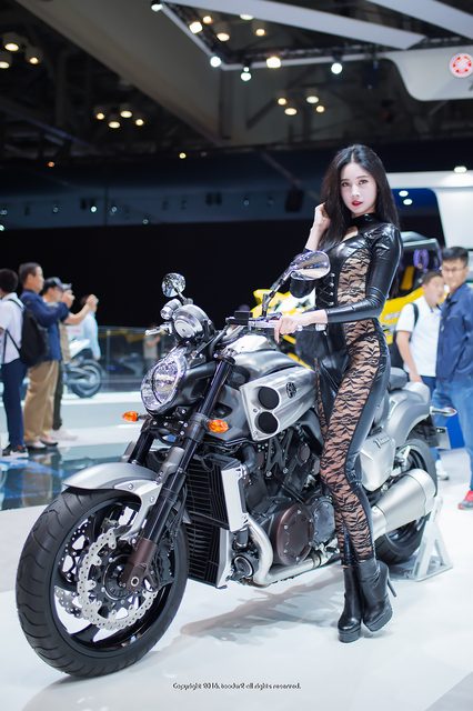 Han Yu Ri｜한유리 - Busan International Motor Show – photo 94