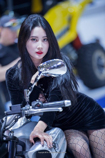 Han Yu Ri｜한유리 - Busan International Motor Show – photo 216