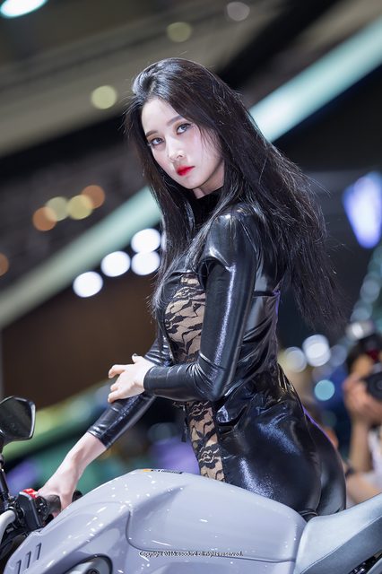 Han Yu Ri｜한유리 - Busan International Motor Show – photo 353