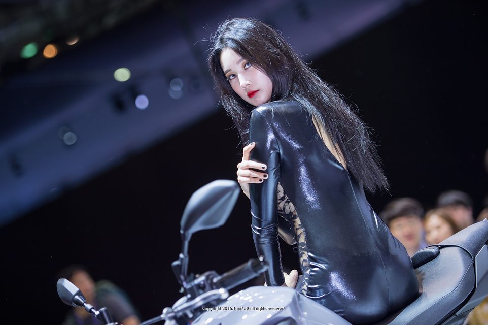 Han Yu Ri｜한유리 - Busan International Motor Show – photo 377