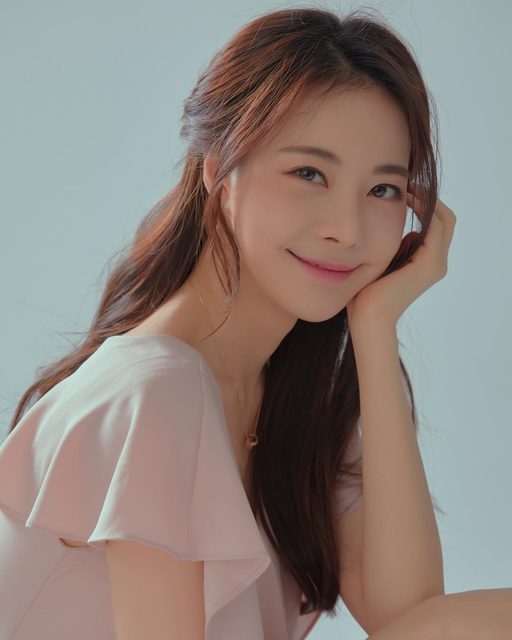 Kim Min Young - 김민영 2 – photo 4