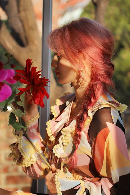 TWICE - 9th Mini Album “MORE & MORE” Jacket Shooting – photo 18