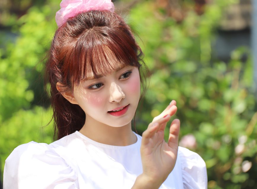 TWICE - 9th Mini Album “MORE & MORE” Jacket Shooting – photo 27