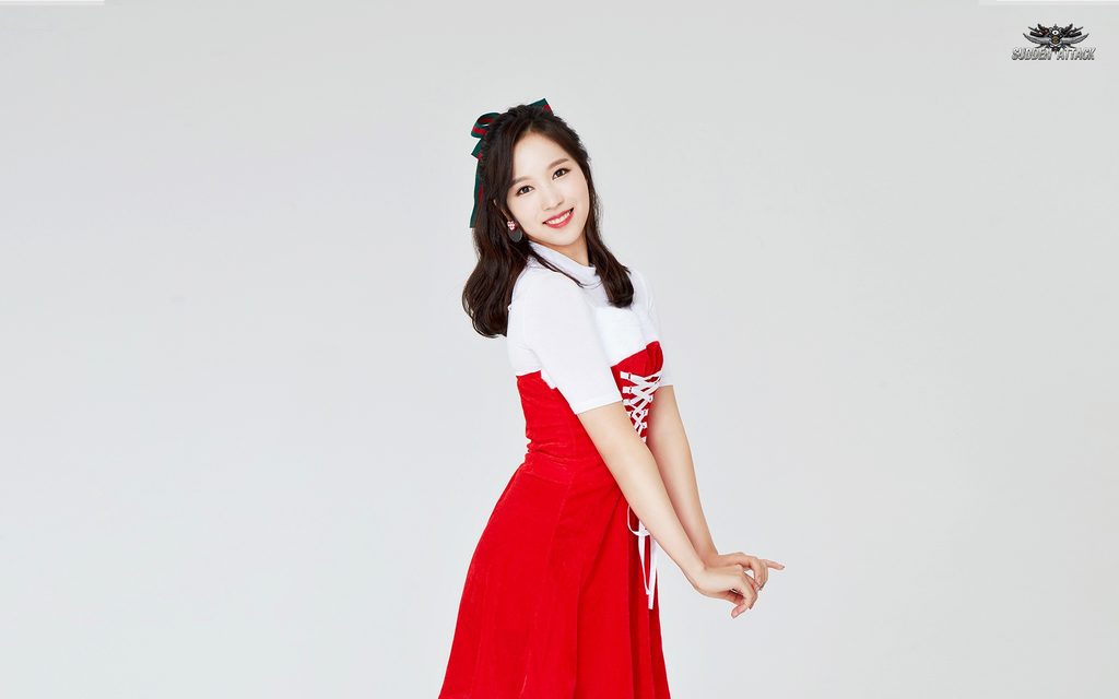 TWICE - Sudden Attack Santa Girls – photo 6