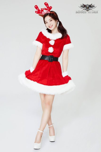 TWICE - Sudden Attack Santa Girls – photo 18