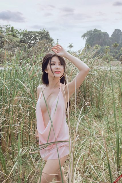 2 cô gái sexy - quyến rũ trong thung thũng với yếm – photo 77