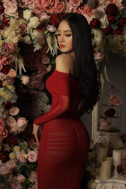 Cô gái xinh đẹp và Hoa – photo 13