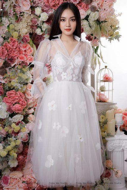 Cô gái xinh đẹp và Hoa – photo 19