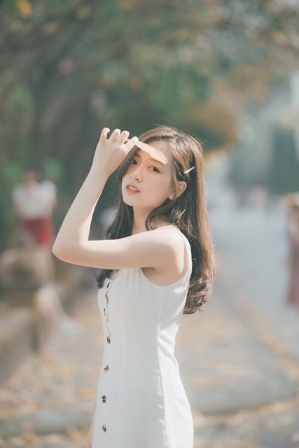 Hoài Linh - mùa lá rụng – photo 2