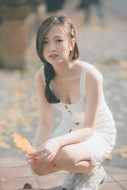 Hoài Linh - mùa lá rụng – photo 3