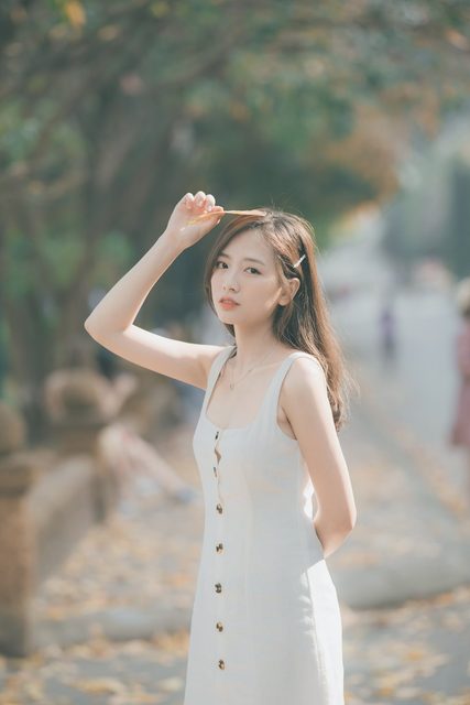 Hoài Linh - mùa lá rụng – photo 15