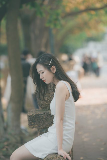 Hoài Linh - mùa lá rụng – photo 21