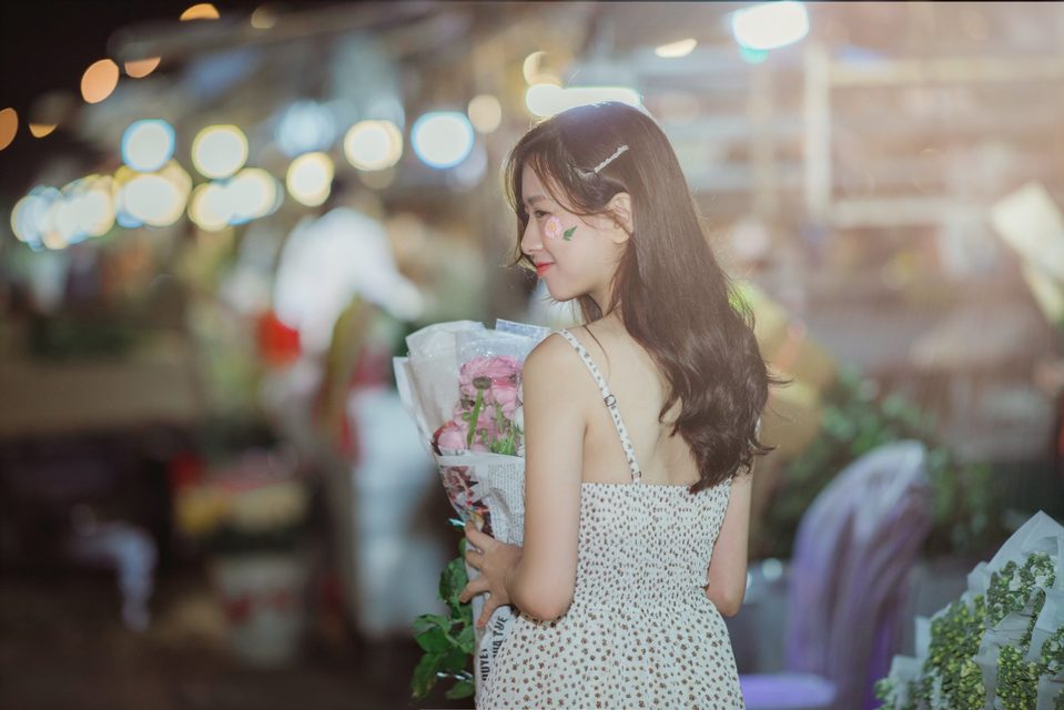 Hoài Linh - Tản bộ trên cánh đường hoa – photo 14