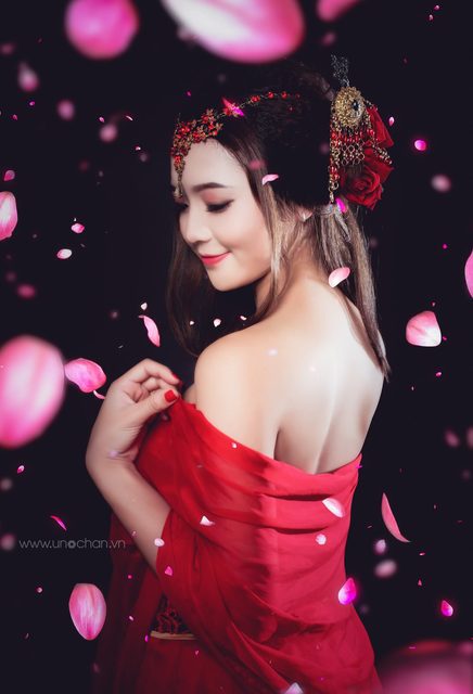 Lê Thu Hương cosplay game mobile – photo 3