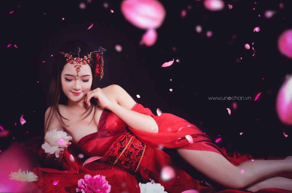 Lê Thu Hương cosplay game mobile – photo 10