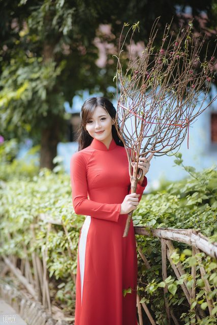 Áo Dài Đỏ Việt Nam – photo 3
