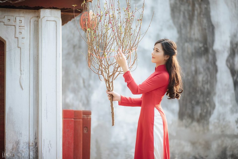 Áo Dài Đỏ Việt Nam – photo 11