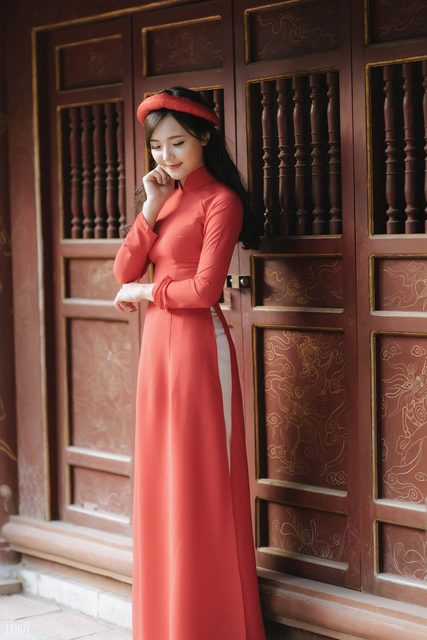 Áo Dài Đỏ Việt Nam – photo 13