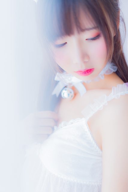 Bộ Đồ Ngủ Màu Trắng - 吊带白睡衣 – photo 23