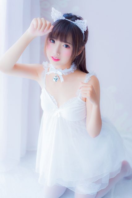 Bộ Đồ Ngủ Màu Trắng - 吊带白睡衣 – photo 26