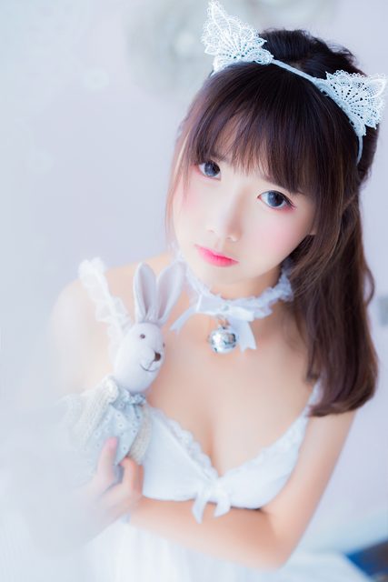 Bộ Đồ Ngủ Màu Trắng - 吊带白睡衣 – photo 34