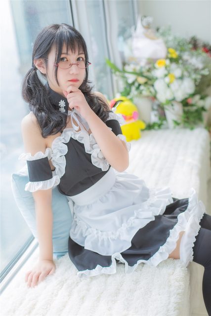 Cô Hầu Gái Và Thỏ - 女仆和兔女郎 – photo 29