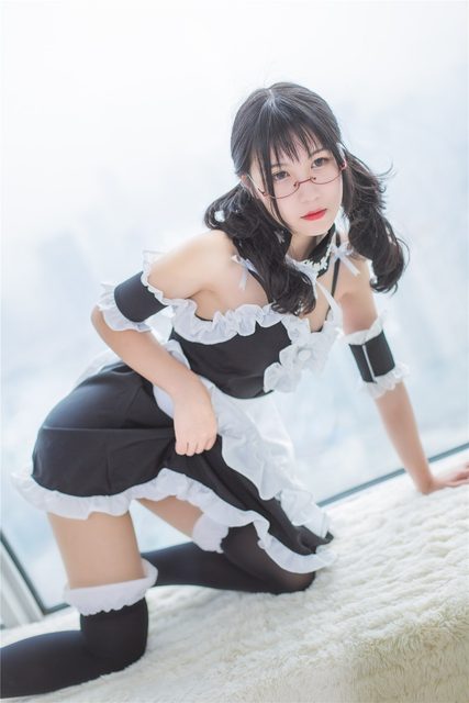 Cô Hầu Gái Và Thỏ - 女仆和兔女郎 – photo 36