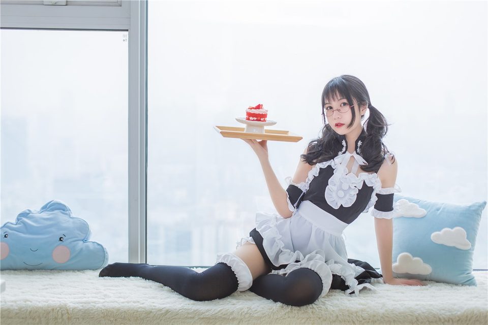 Cô Hầu Gái Và Thỏ - 女仆和兔女郎 – photo 37